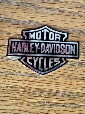 Harley-Davidson Bar & Shield Trim Emblem Badge OEM 99352-82Z Small Logo